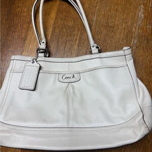 Coach Cream Leather Shoulder Bag